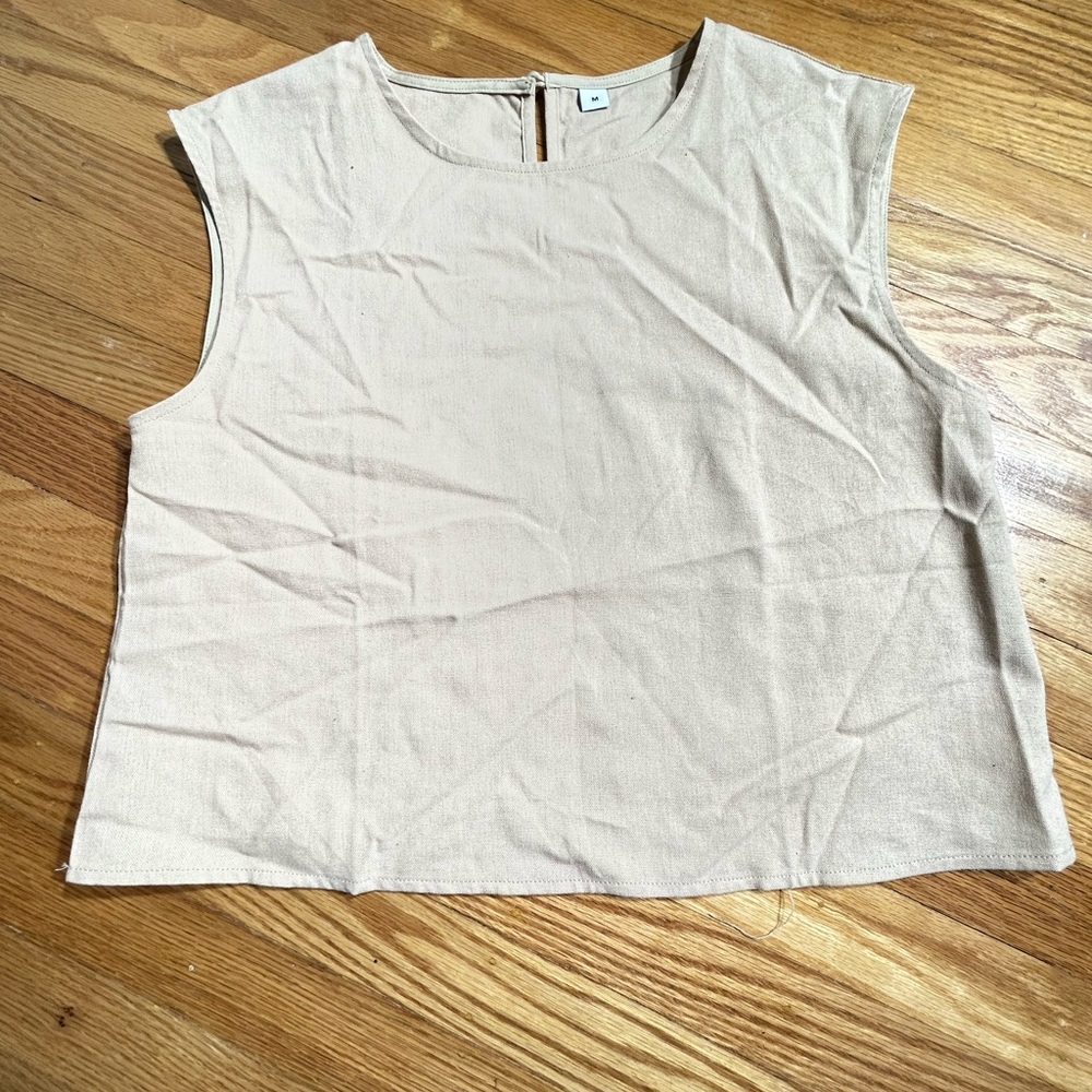 No Brand. Tan tank. Size Medium.